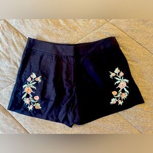 LOFT Floral Embroidered Shorts Size 8 Navy Blue Pockets Summer Casual